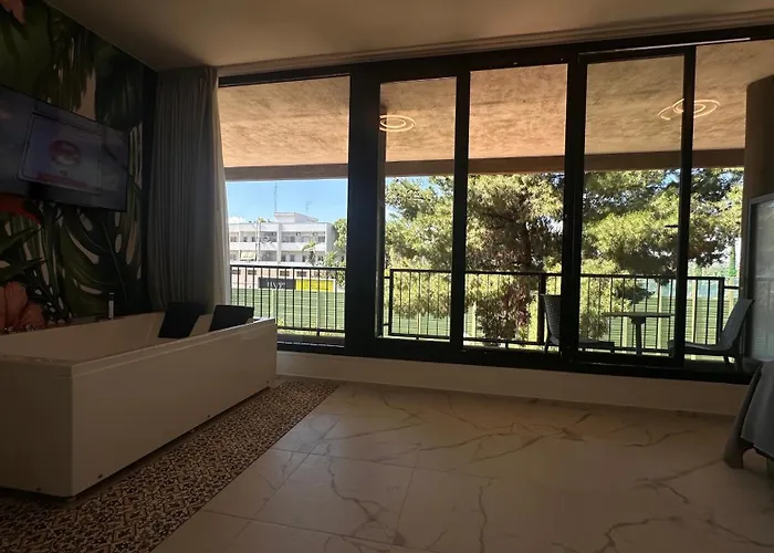 アパート Cconforthotels Puglia Promenade 5 バーリ