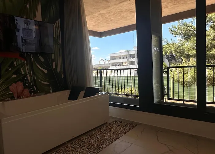 アパート Cconforthotels Puglia Promenade 5 バーリ